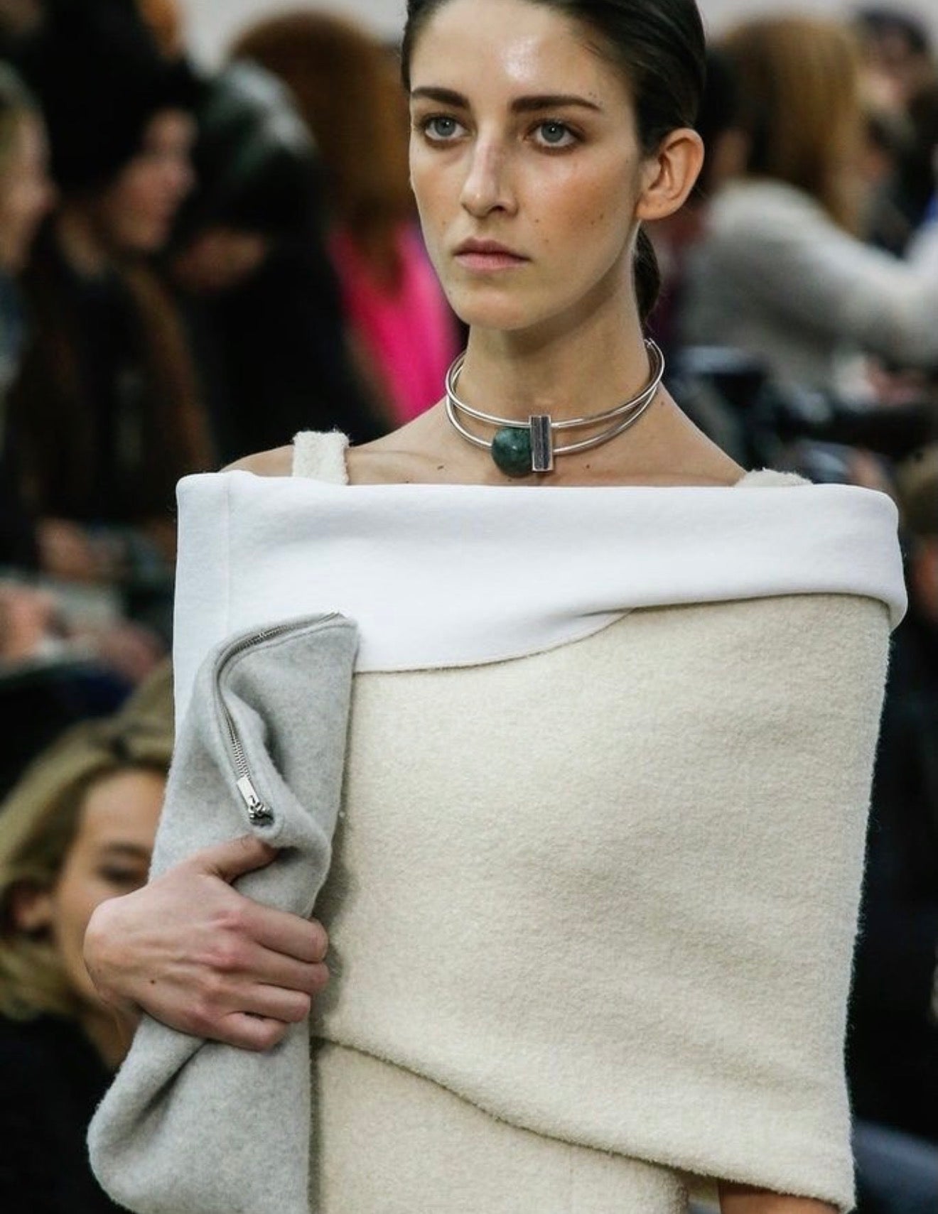 The Ad Campaign Boucle Tube