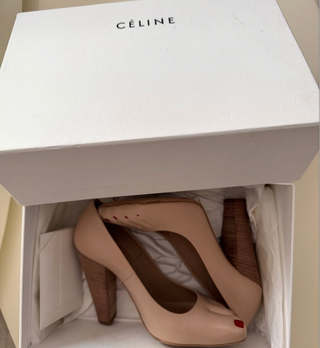 The Tromp L´oeil Pumps