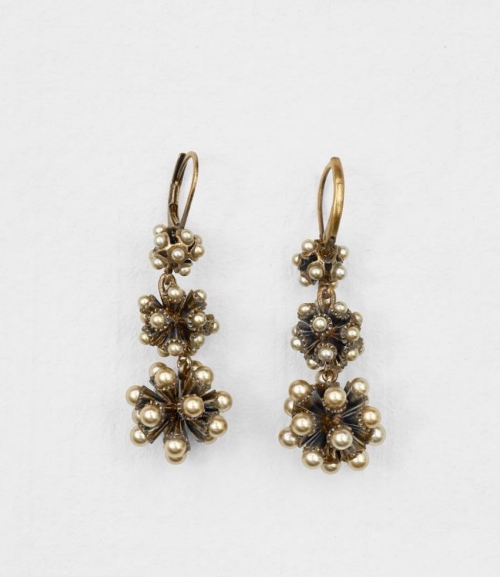 The Mini Pearl Earrings