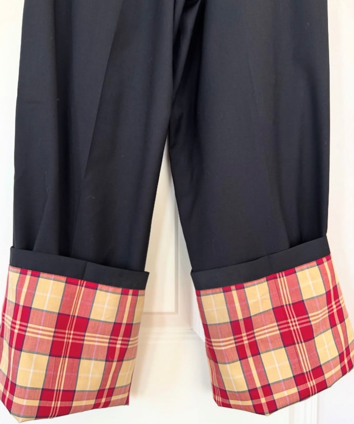The Black Pants with Checked Hem Cuffs