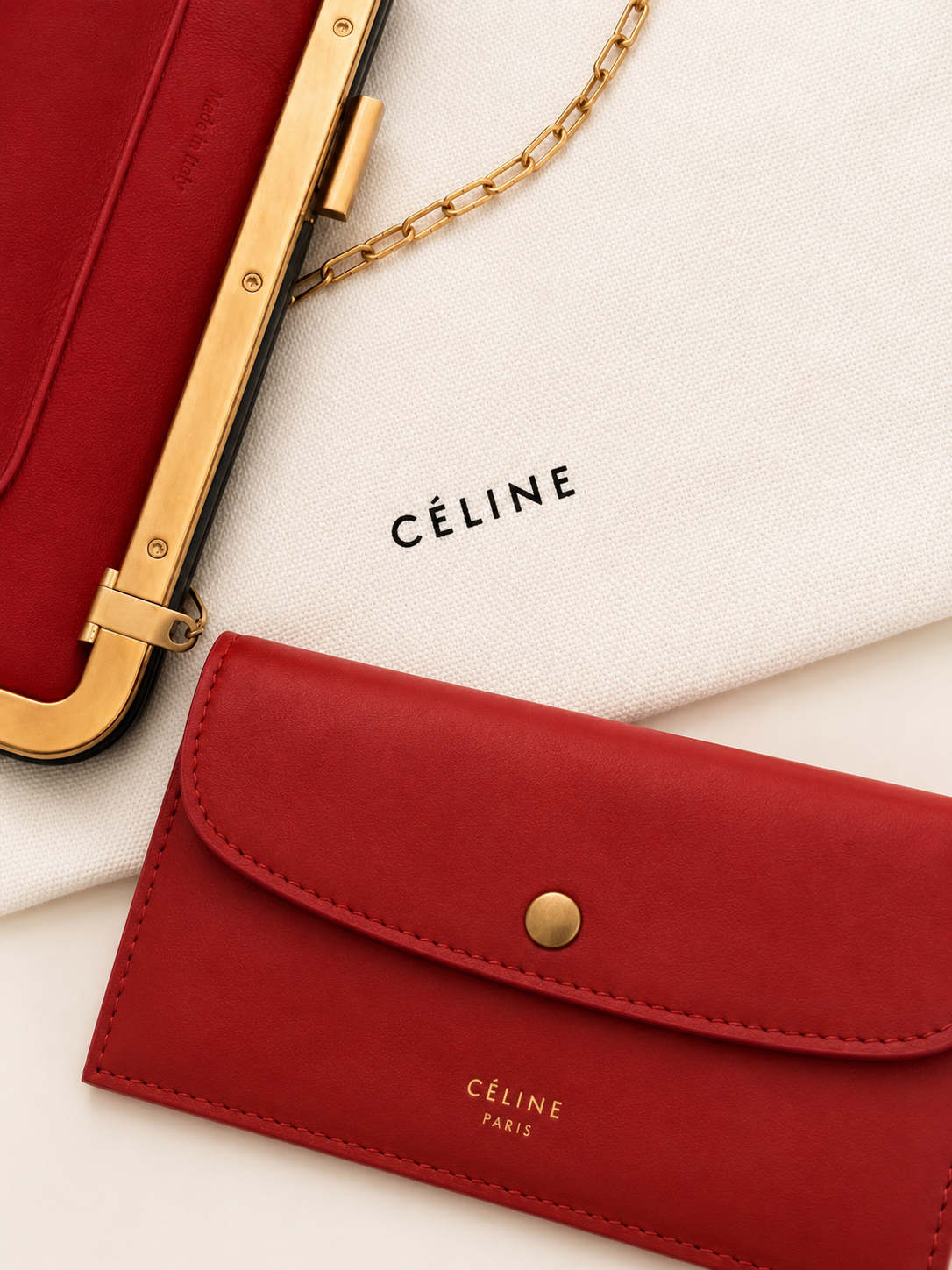 The Clasp Chain Wallet
