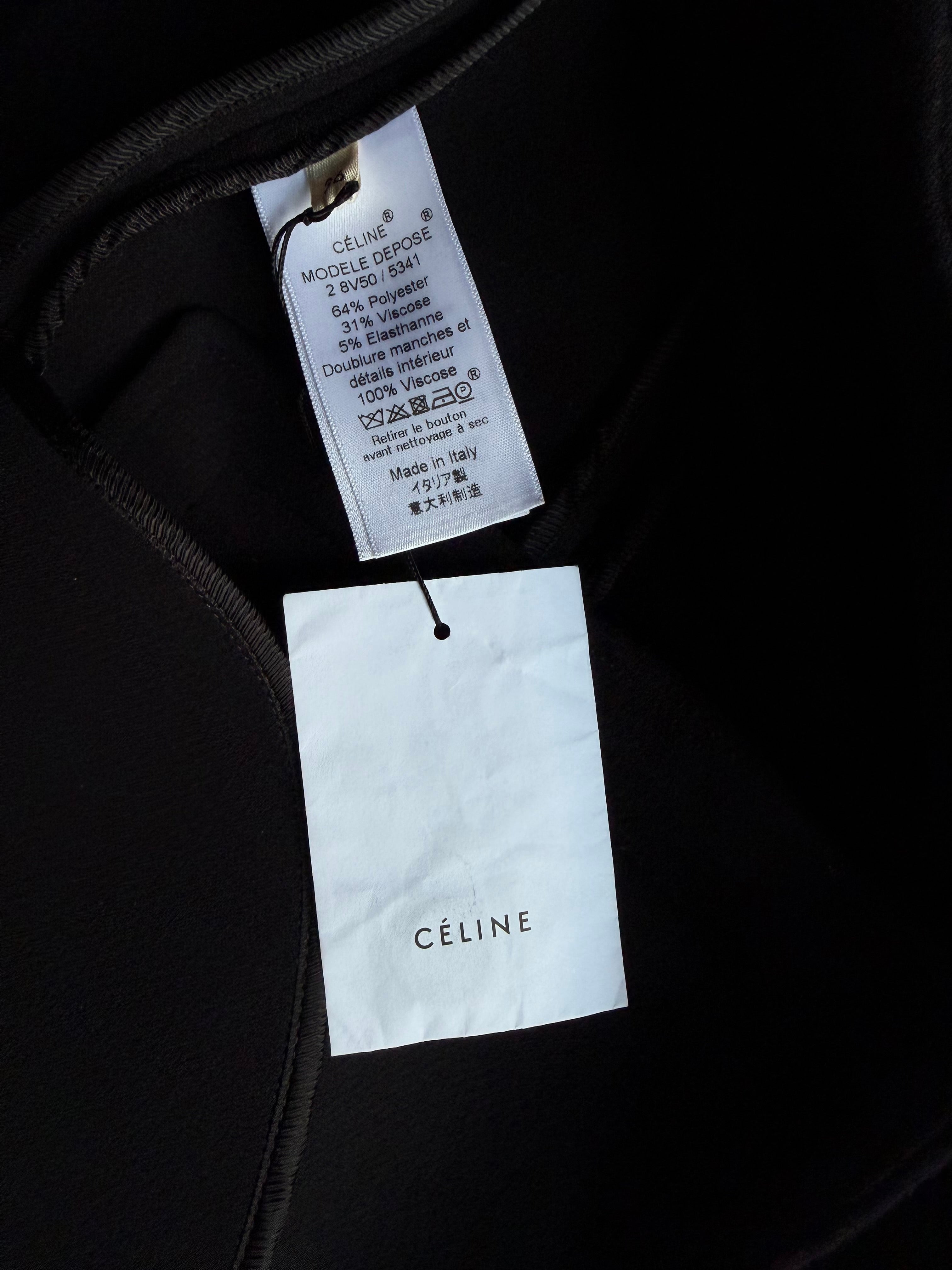 THE JEWELRY BUTTON COAT
