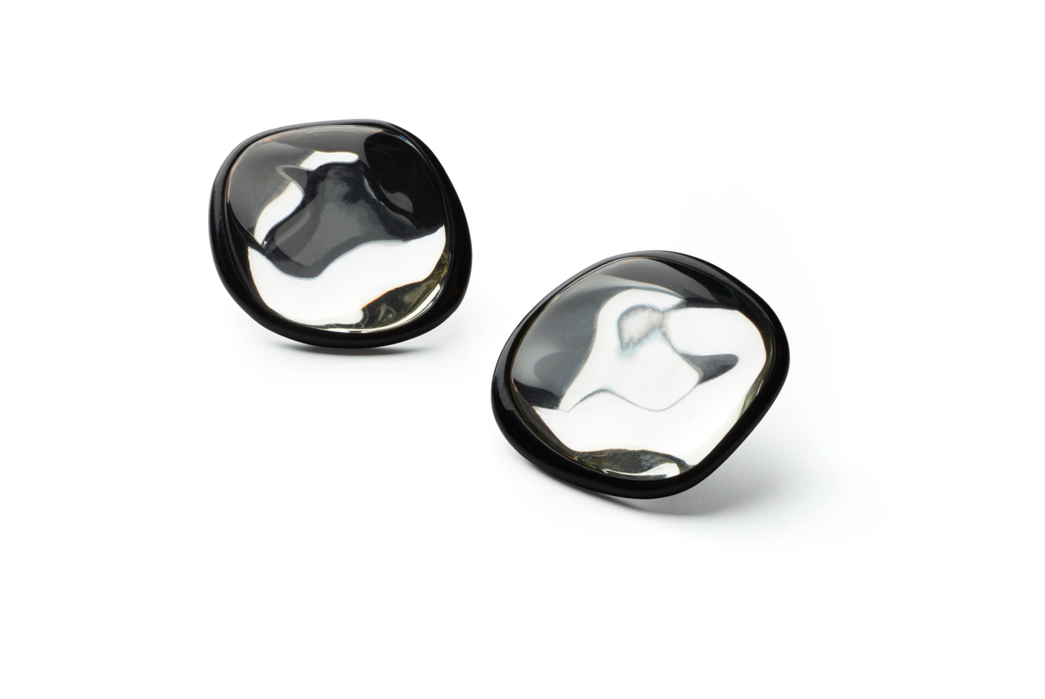 Pebble Earrings in Silver Aged Crystal Flatlay