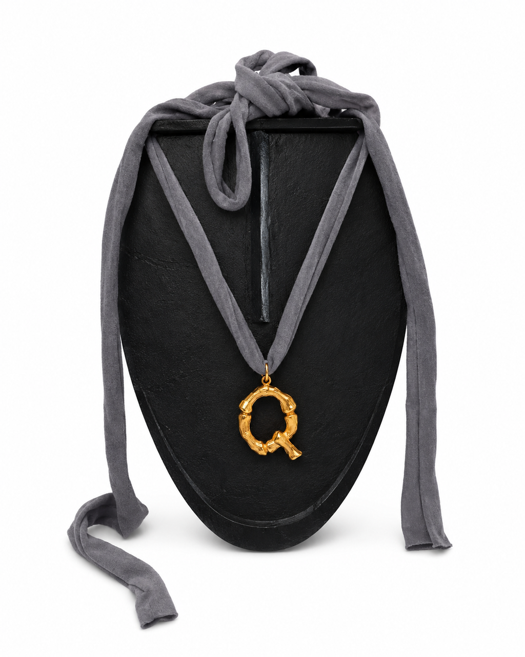 The Alphabet Jersey „Q“ Necklace in Blue Grey Jersey and Gold Brass