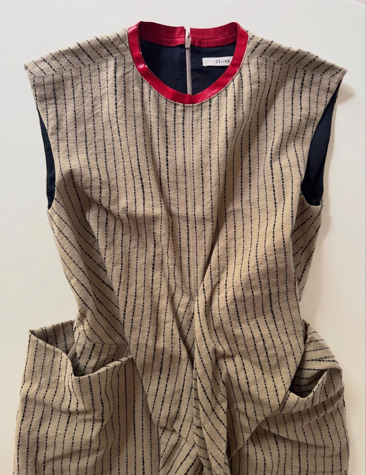 The Linen Wrap Tunic Top with Red Lambskin Leather Collar