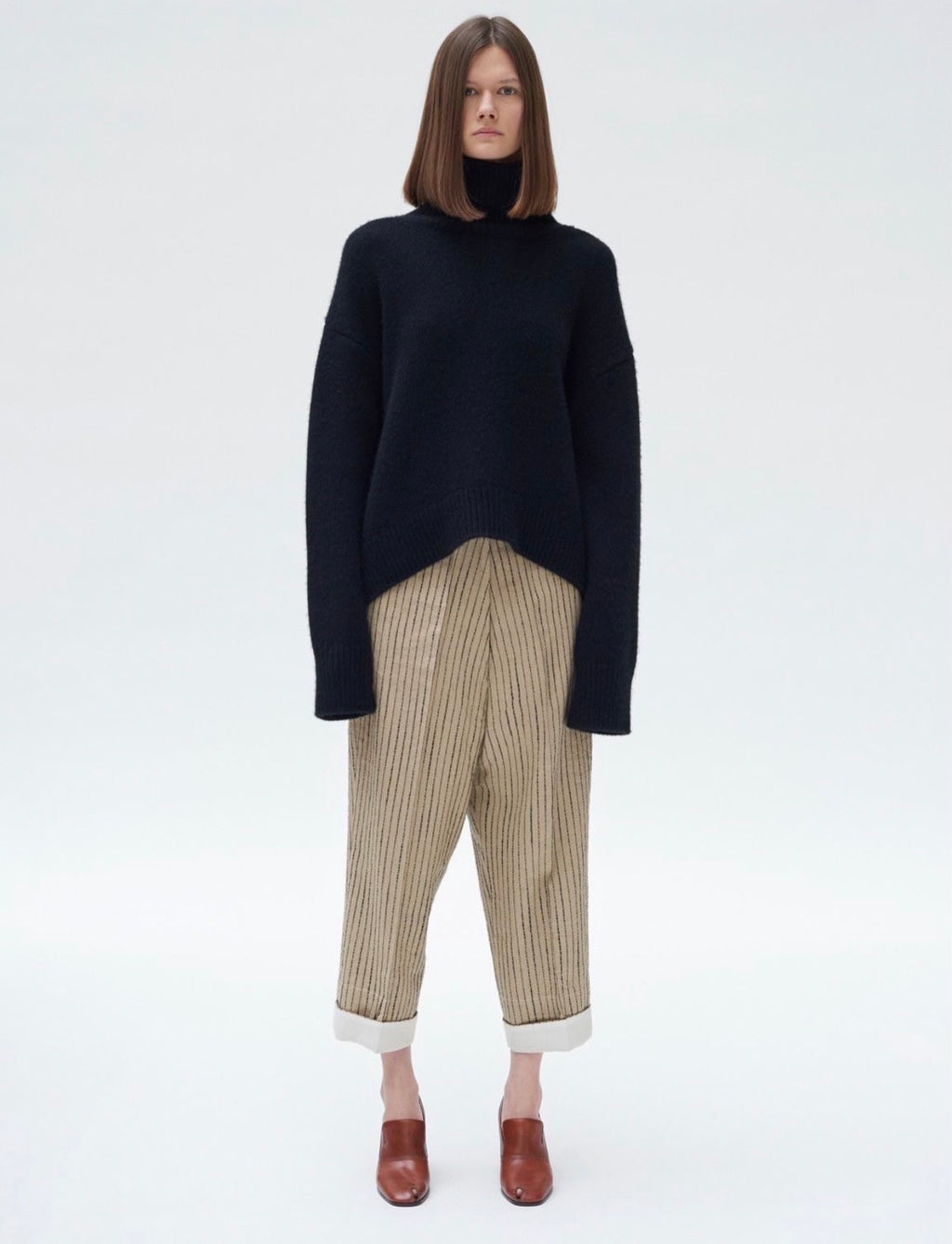 The Cropped Linen Pants