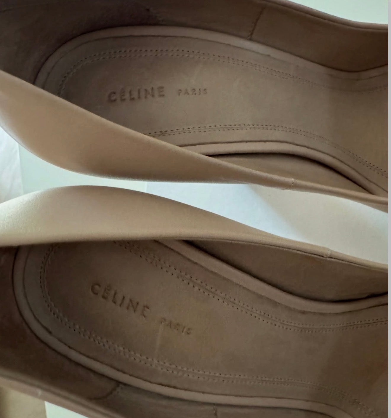 The Tromp L´oeil Pumps