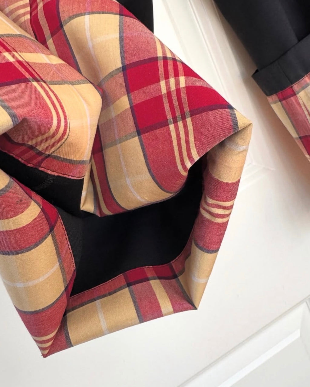 The Black Pants with Checked Hem Cuffs