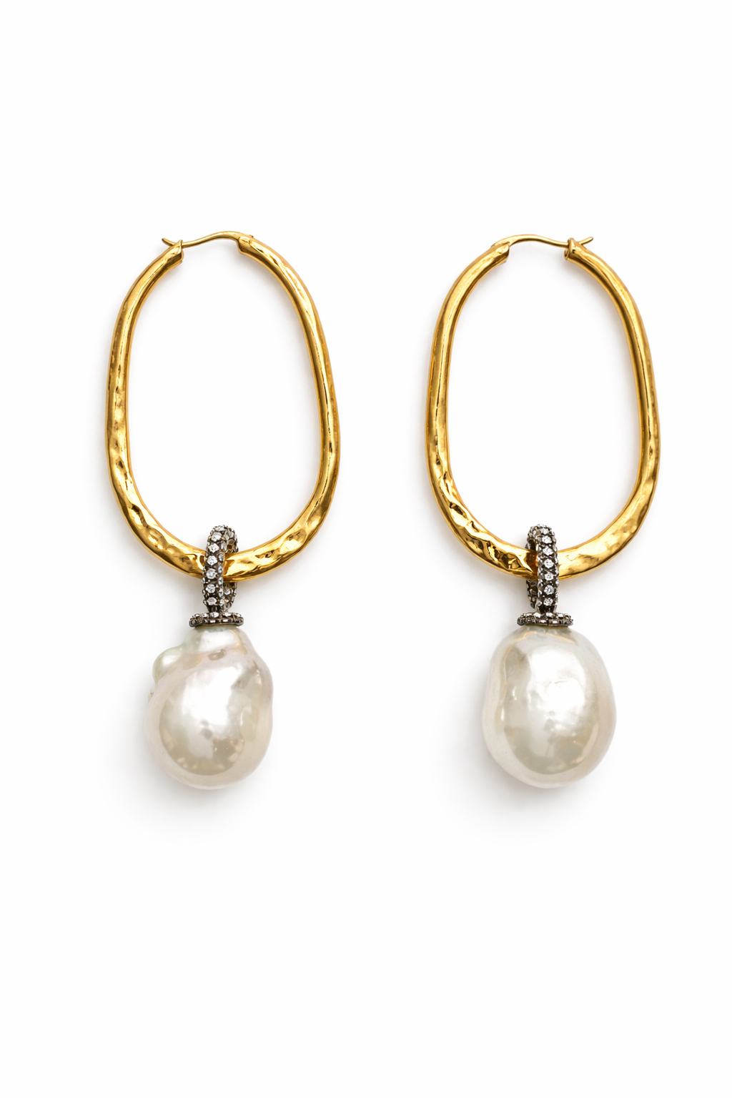 The Baroque Hoops in Cultured Pearl, Strass and Brass Earrings Flatlay