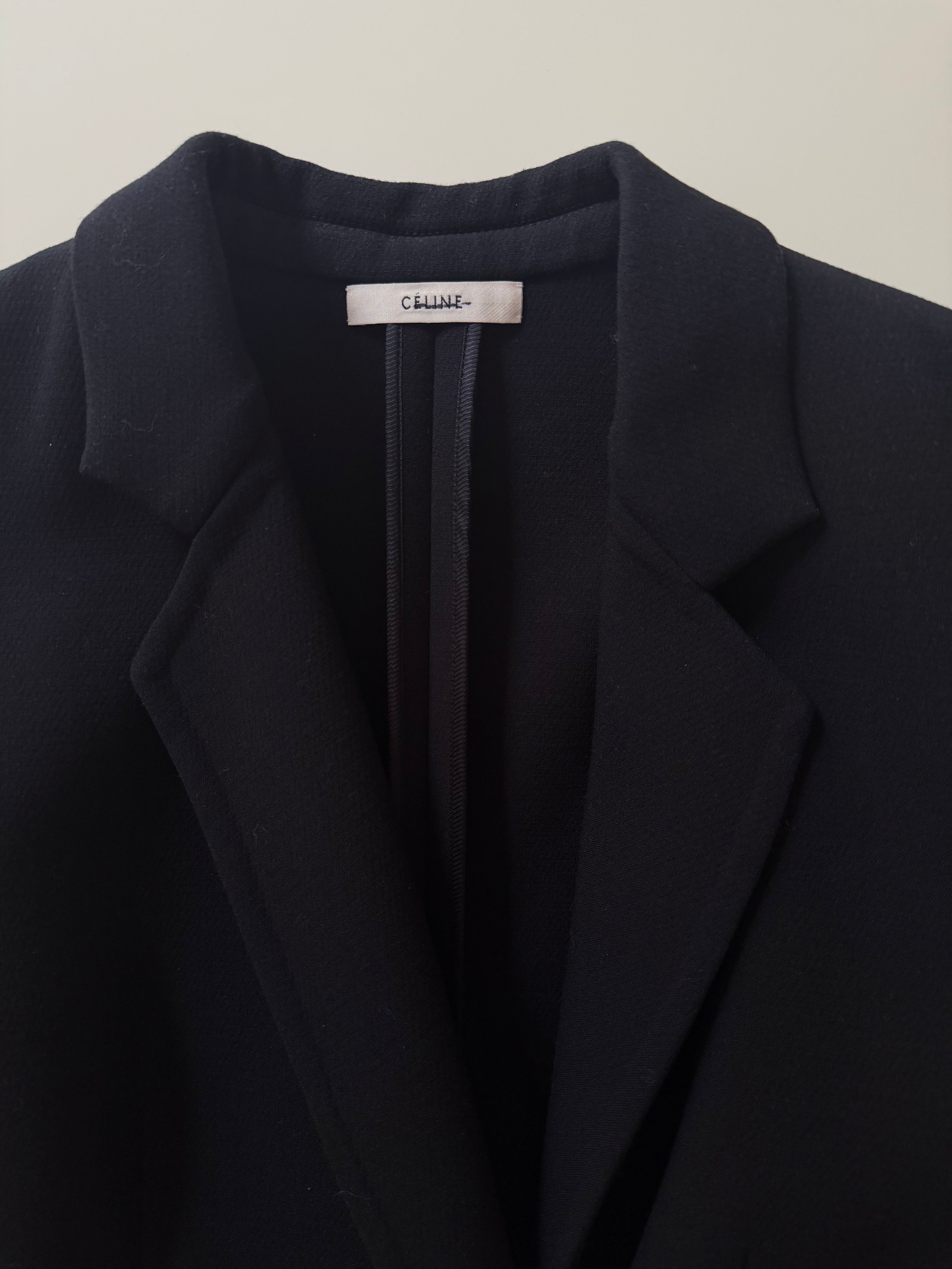 THE JEWELRY BUTTON COAT