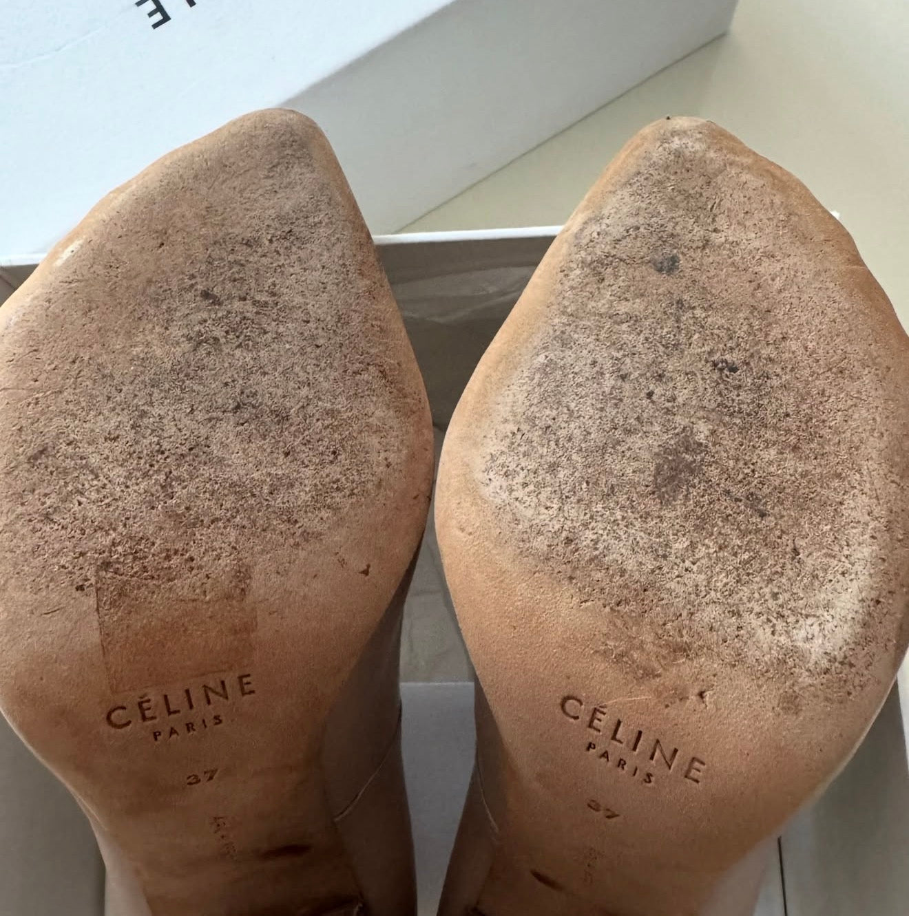 The Tromp L´oeil Pumps