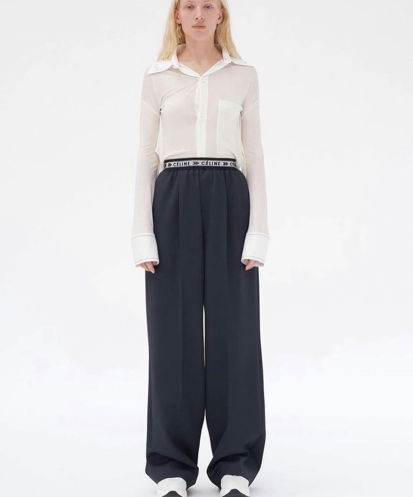 The Signature Logo Waist Pants