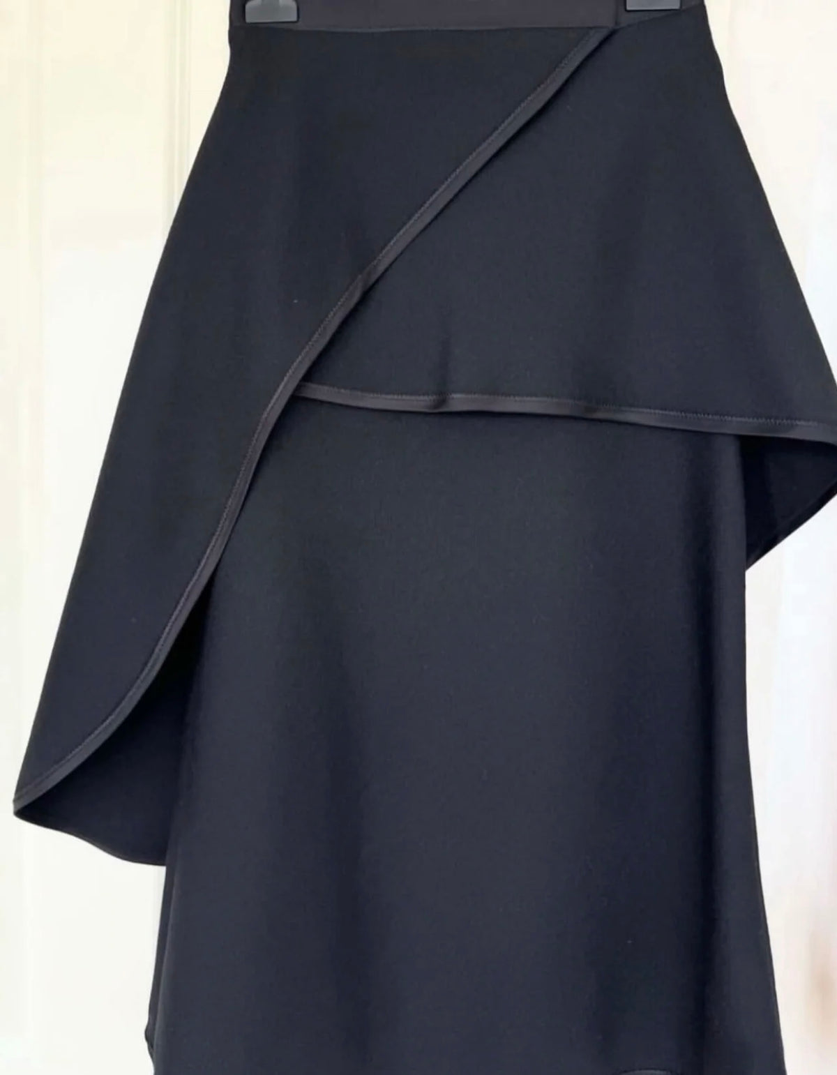 The Black Light Textured Wool Skirt