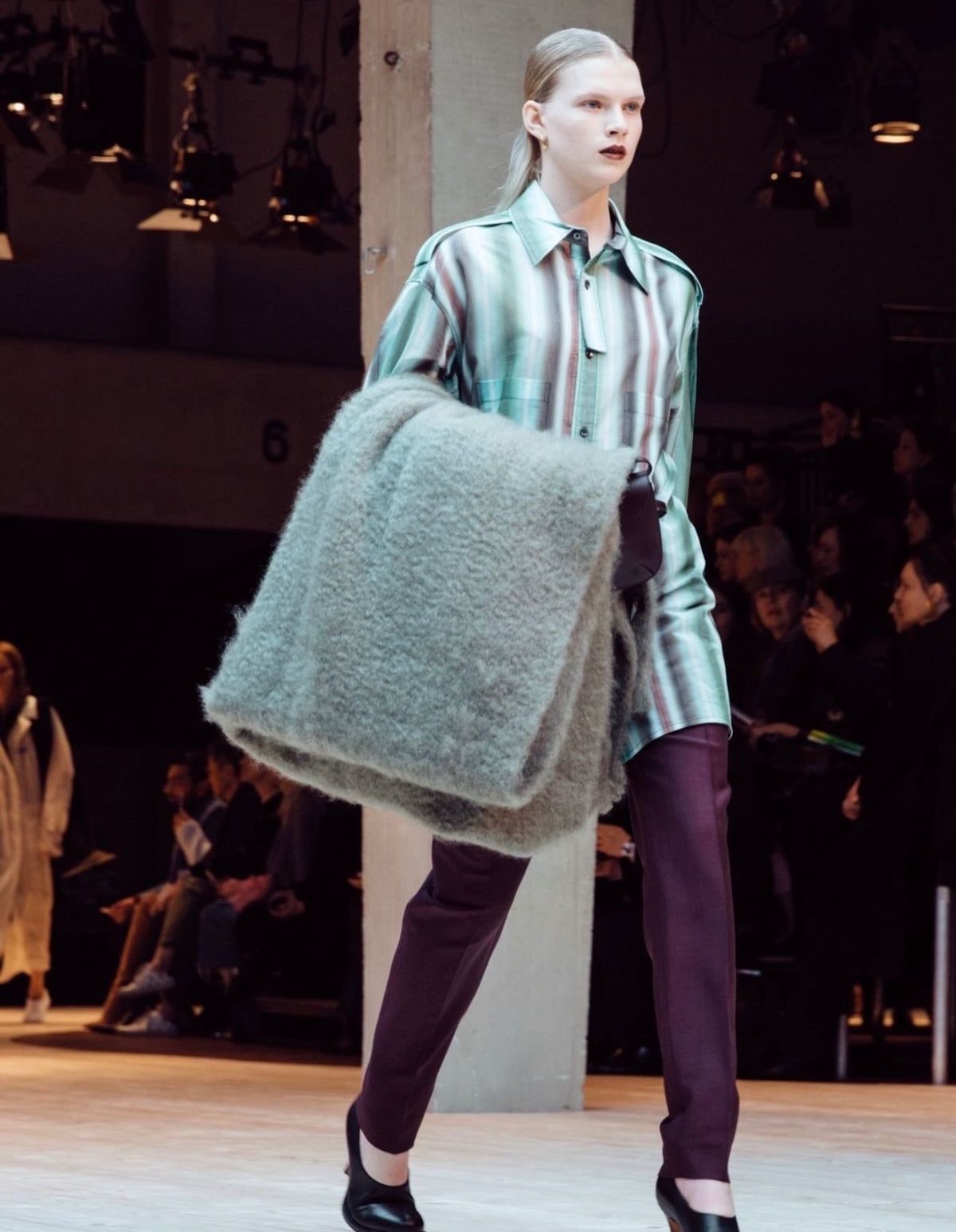 The Runway Blanket With Fringes in Green Wool Mohair