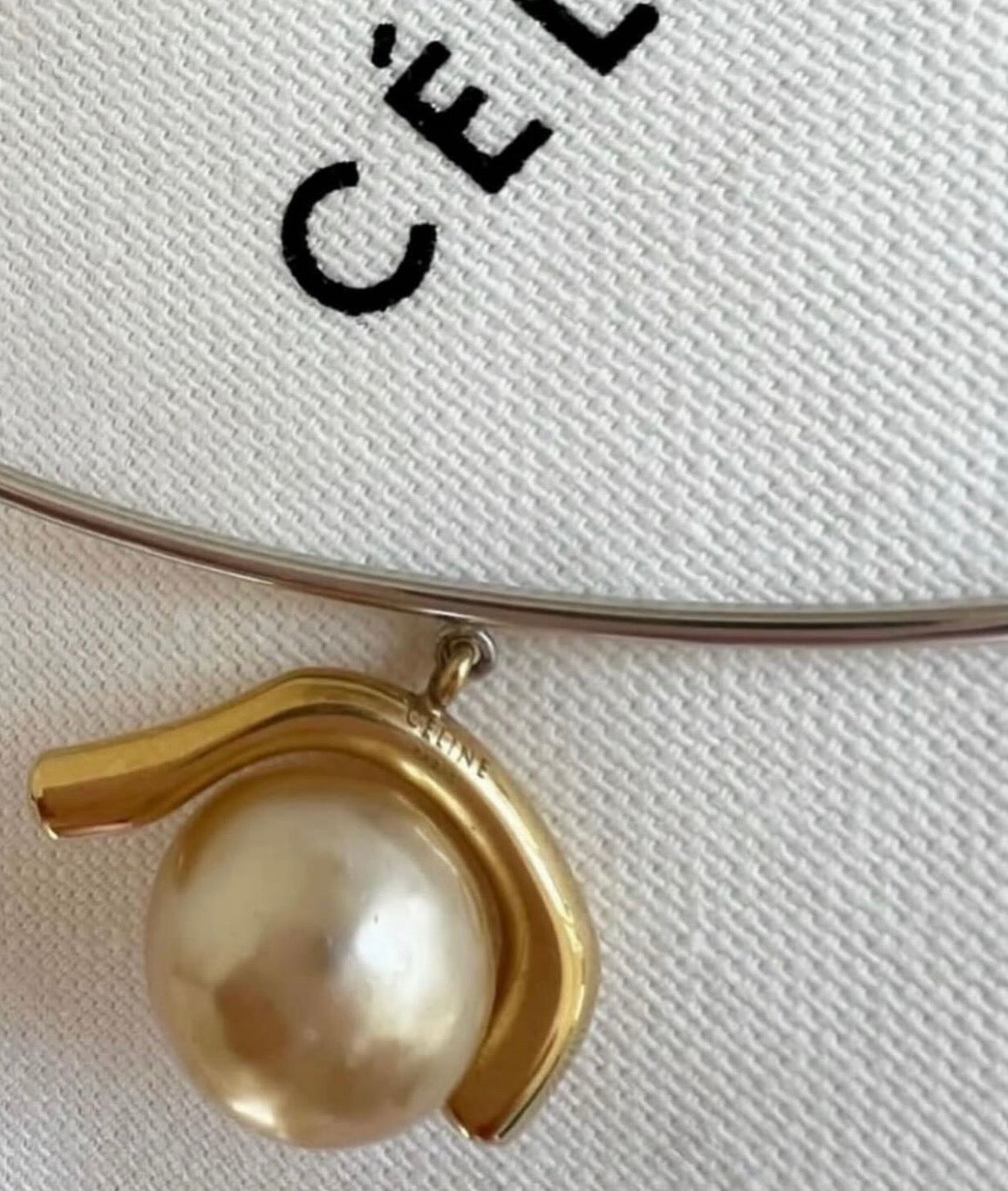 The Dot Organic Pearl Necklace