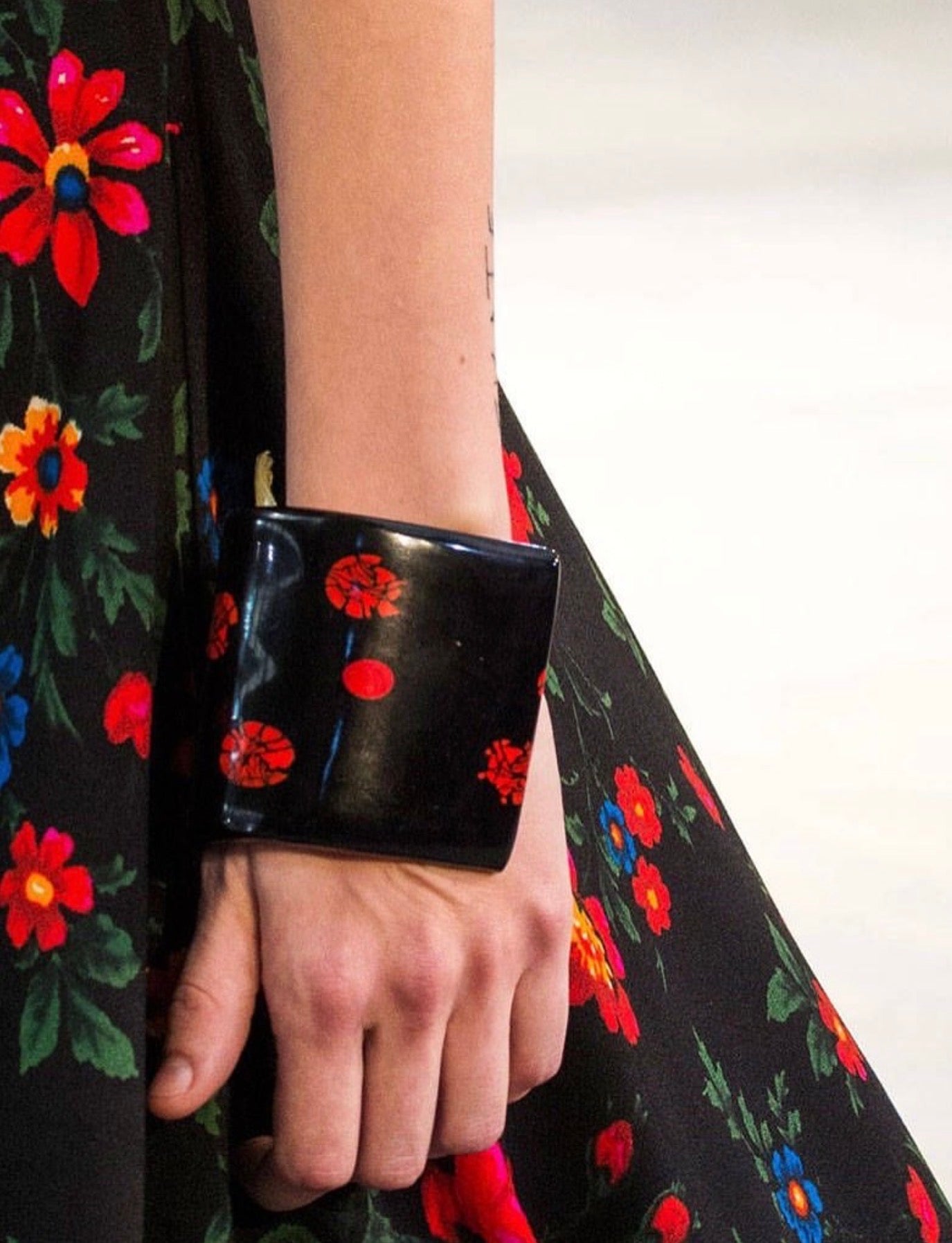 The Murano Glass Floral Cuff