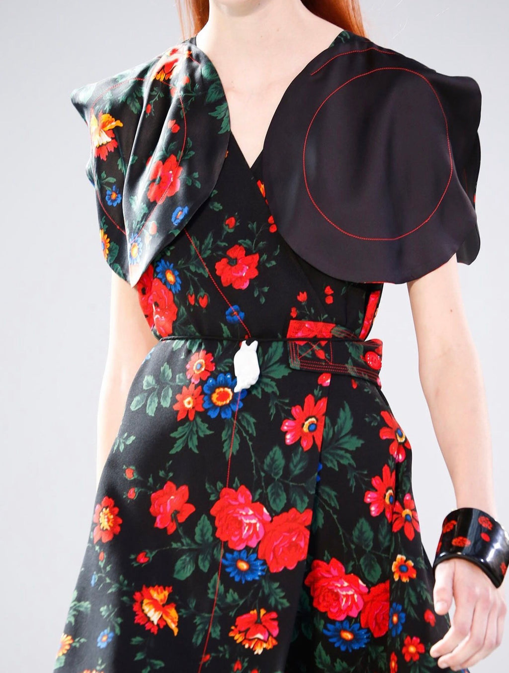The Murano Glass Floral Cuff